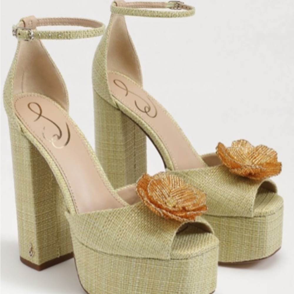 Kori Flora Platform heel size 7 NWT & box  ! Sam Edelman!  Shade pistachio